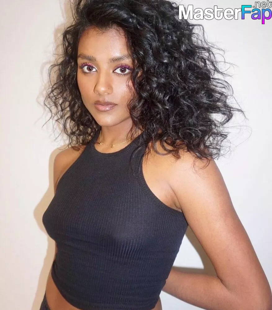 Simone Ashley Nude OnlyFans Leak Picture XgBg2U3IWp