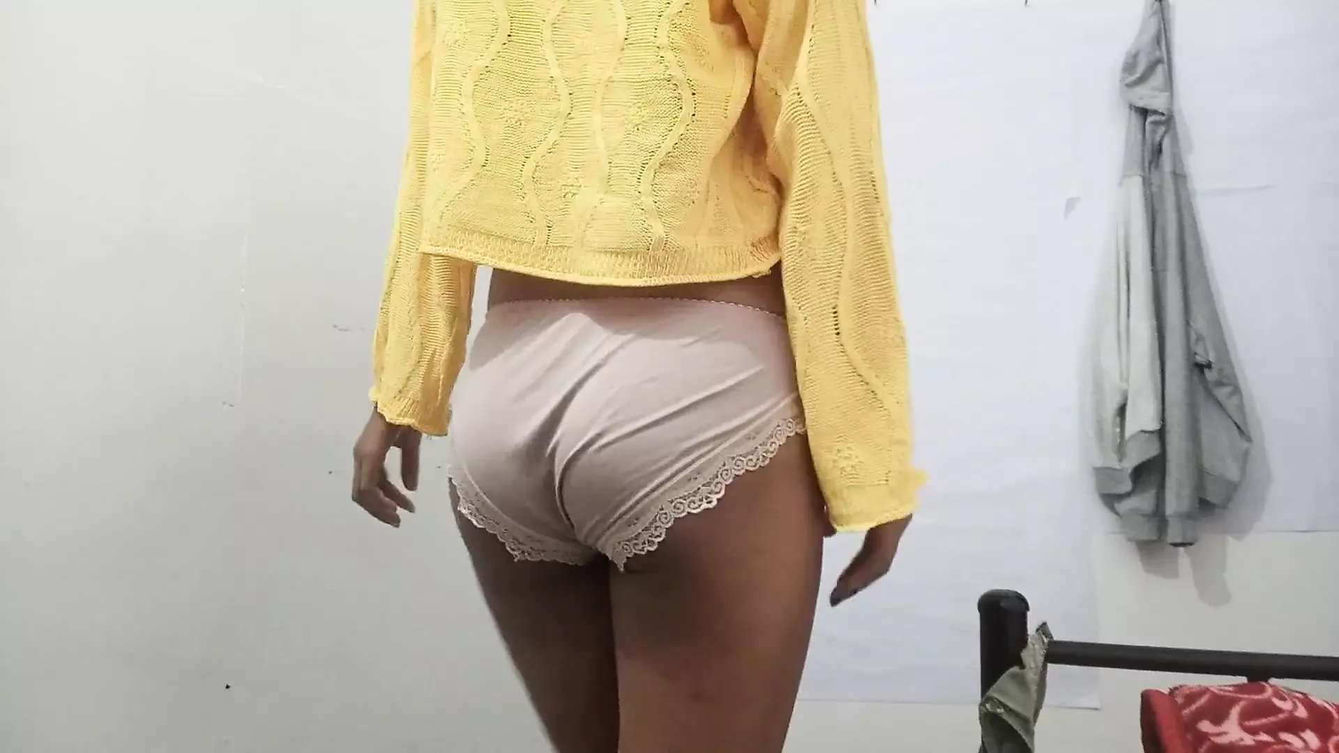 My Name is Anika Video Chat with Me: Indian Asian Porn