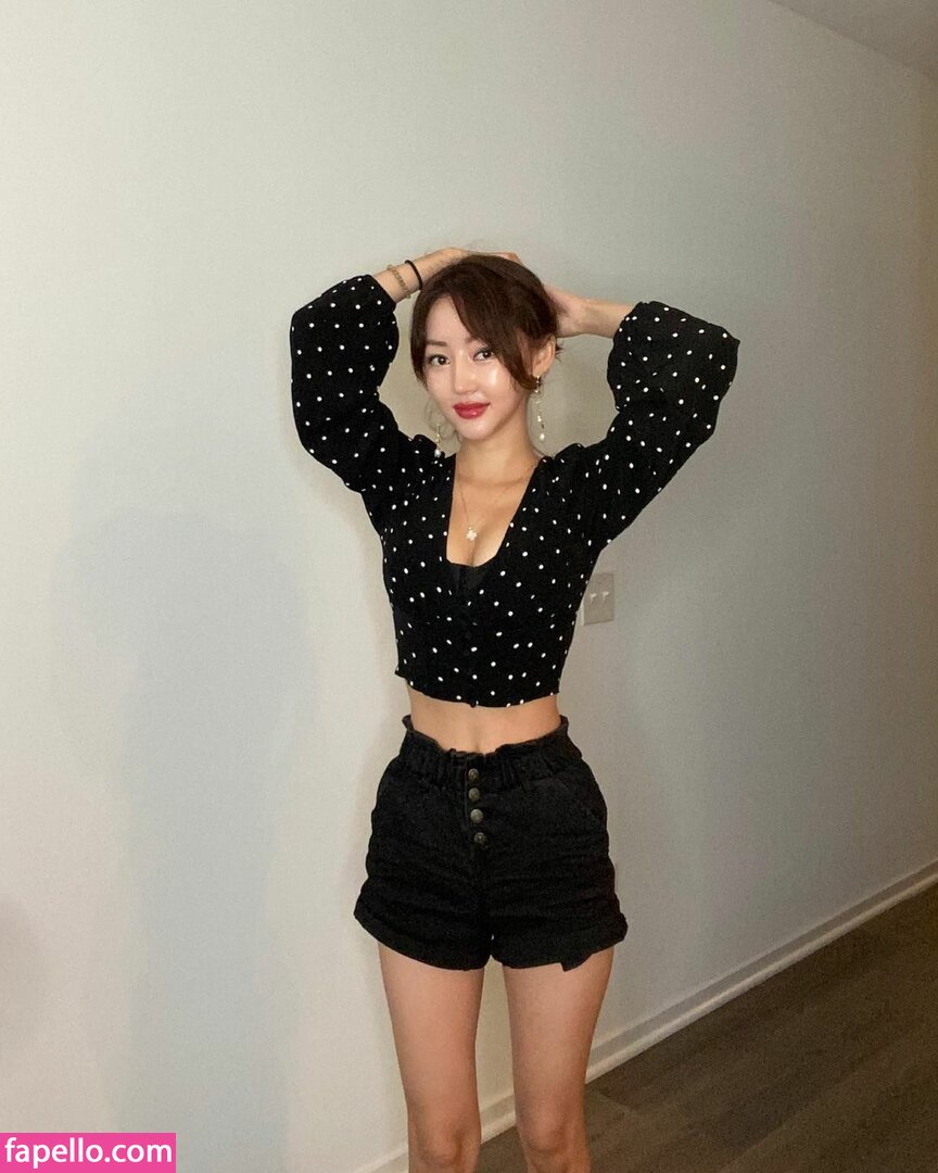 Yeonmi Park yeonmipark Nude Leaked