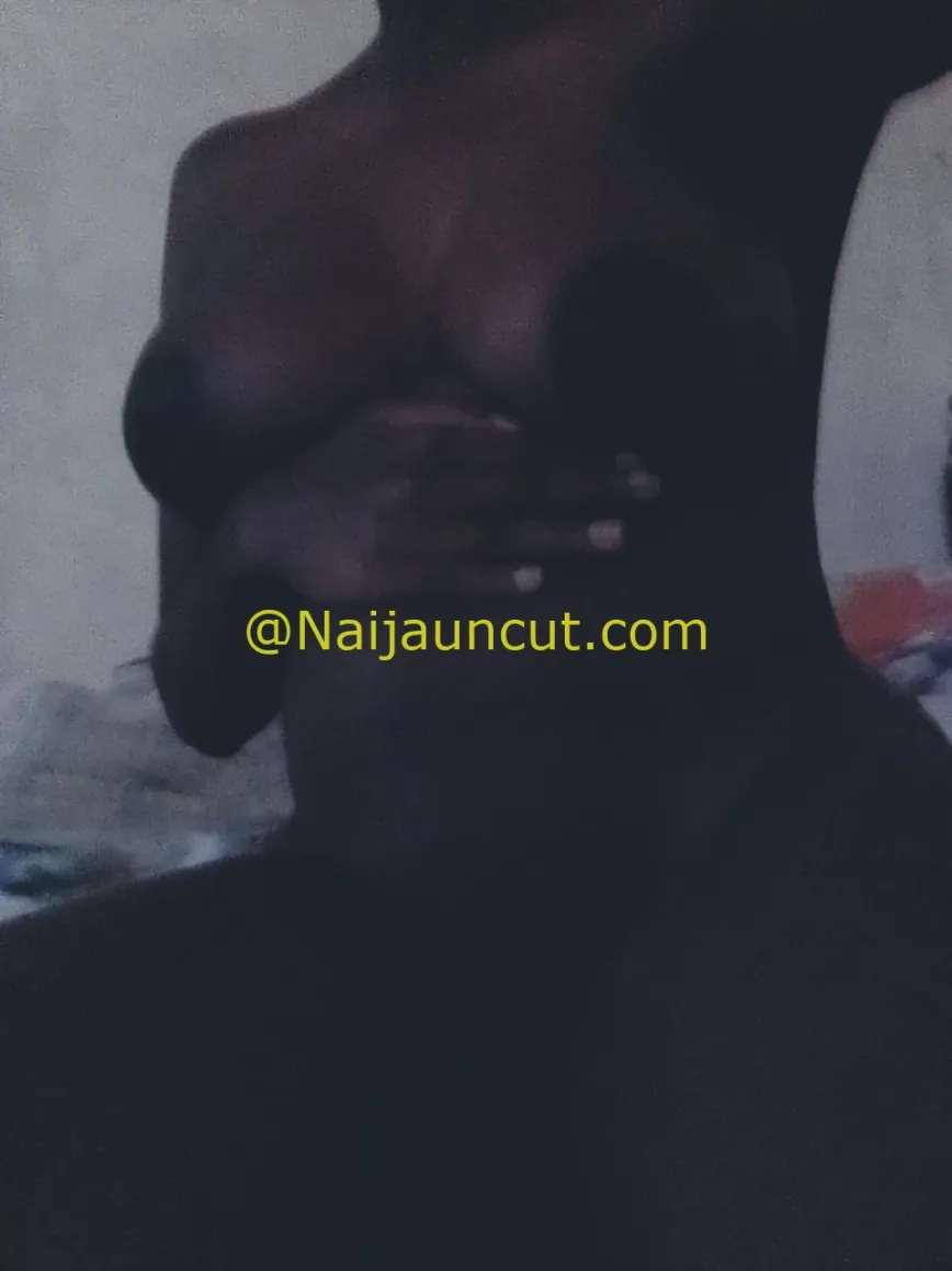 Lara Yoruba Lady Send Her Nude Pics to Married Man And Was Leaked