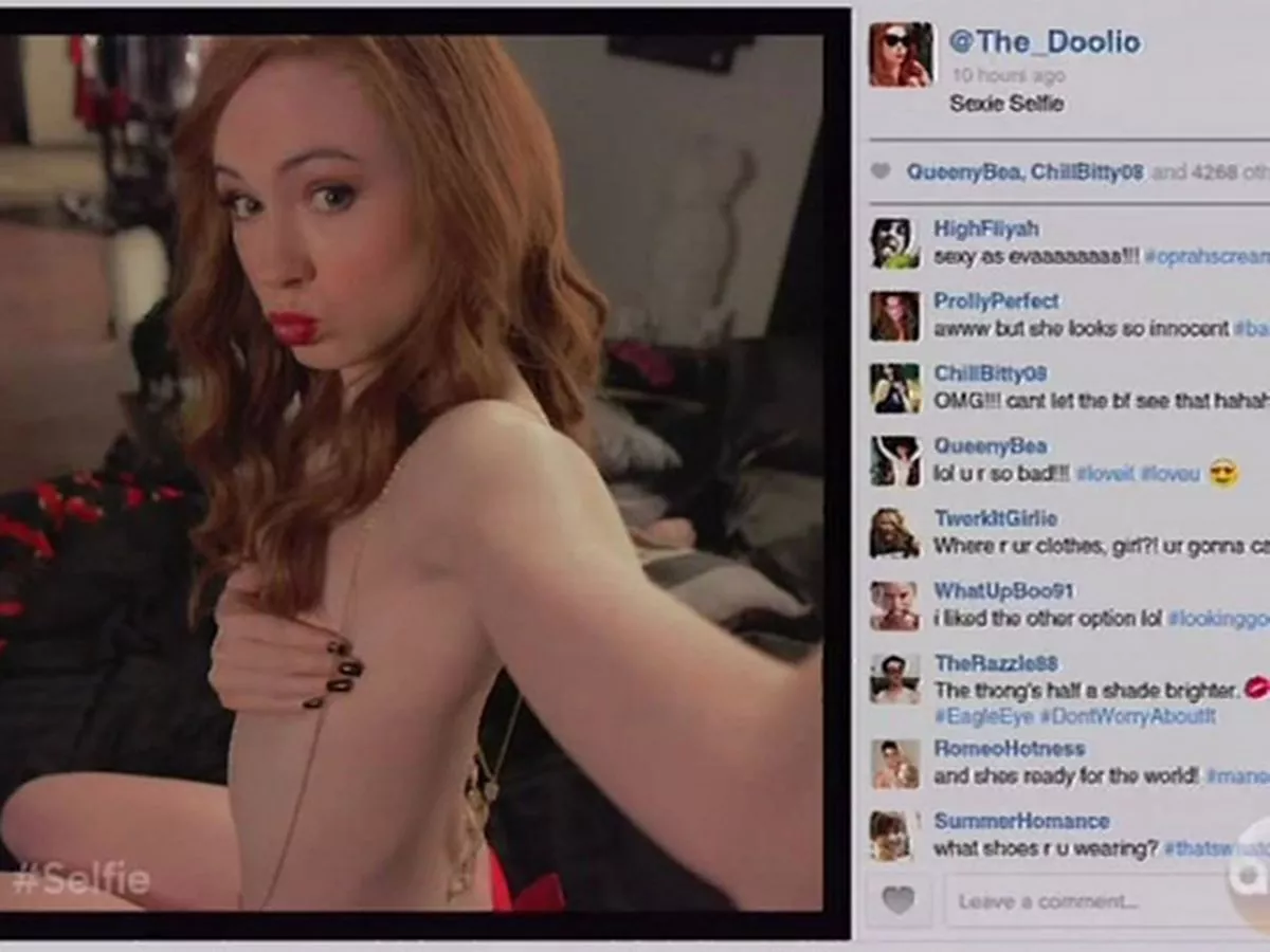 Karen Gillans naked selfie helps transform former Doctor Who actress into social media obsessed narcissist