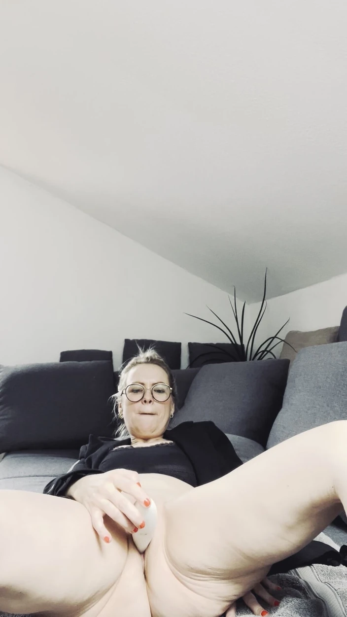 Mia Hase and Her Self-Fuck to All the Stefans of Our World. I Love It...: European Orgasm Vibrator German Female Masturbation Porn