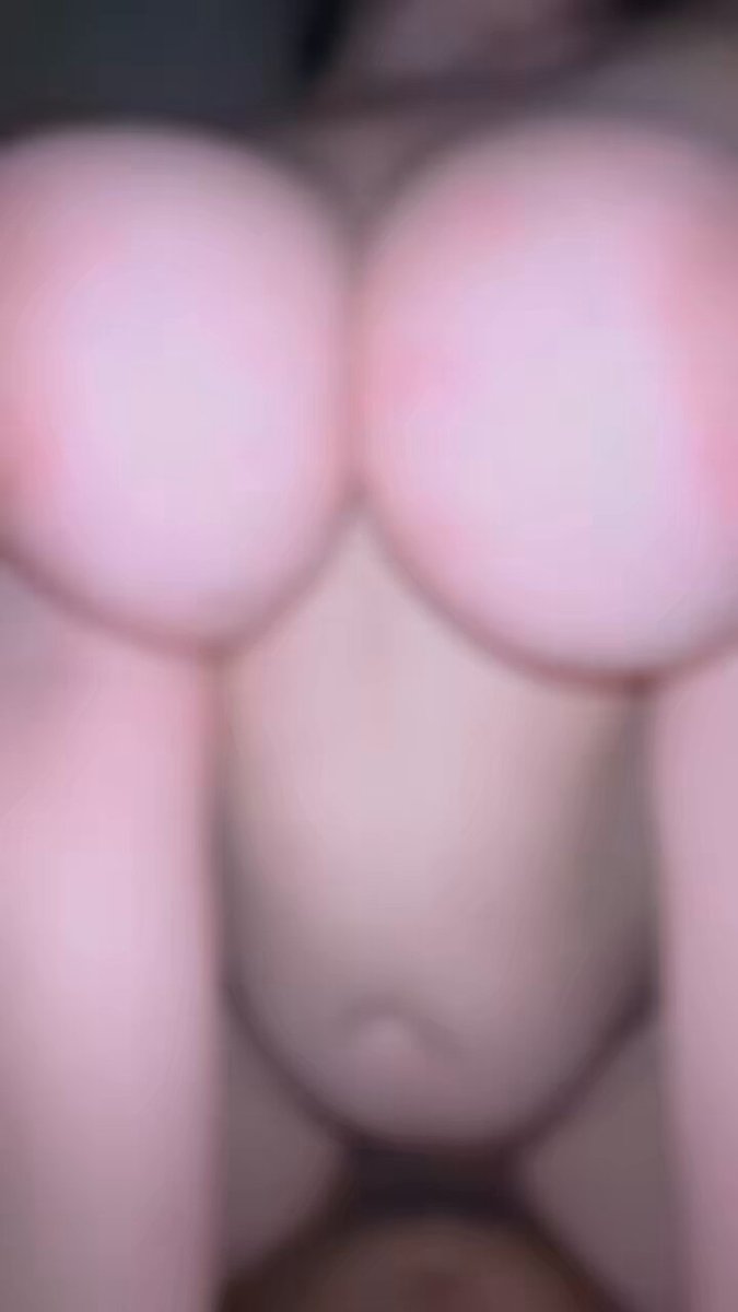 simexyts video Tweet