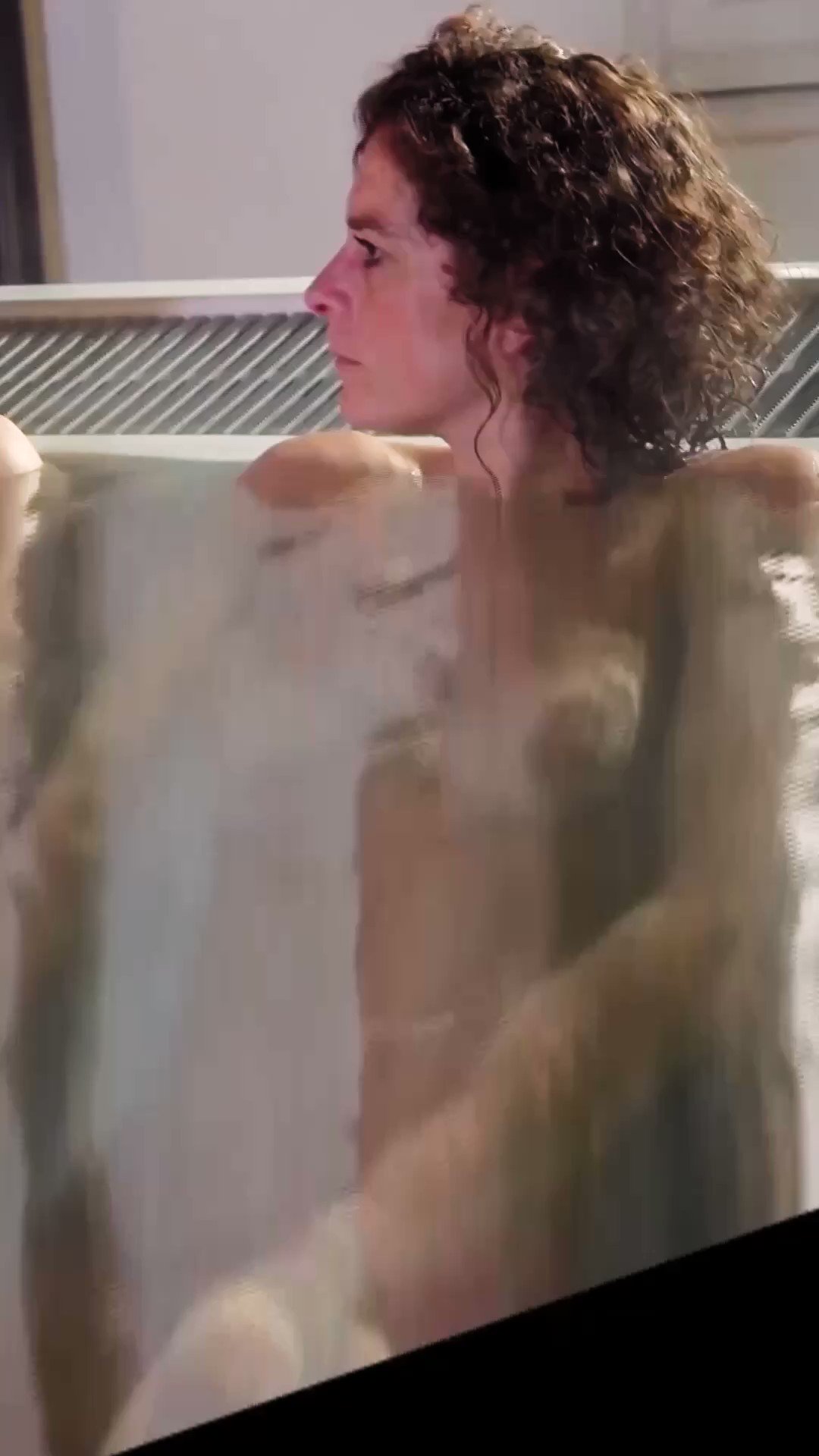 Celebrity Pix on X: Alex Polizzi nude in bath from the Hotel Inspector.