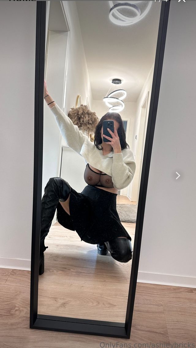 Ashley Bricks leaks Archivos