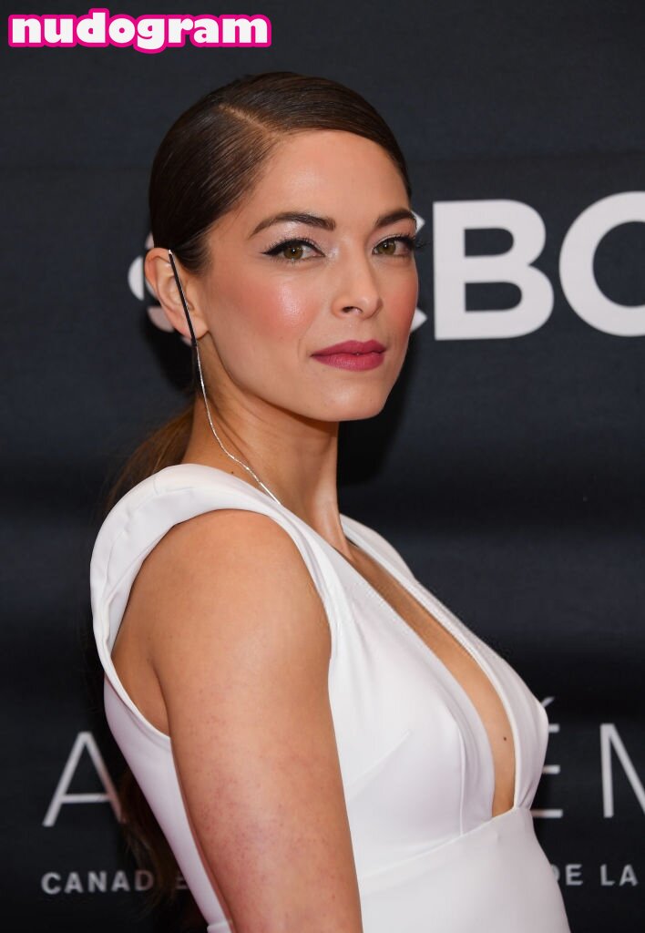 Kristin Kreuk mskristinlkreuk OnlyFans 19
