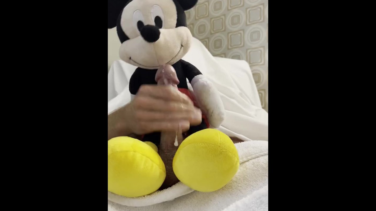 Mickey mouse cranks één uit! Aftrekken en klaarkomen!