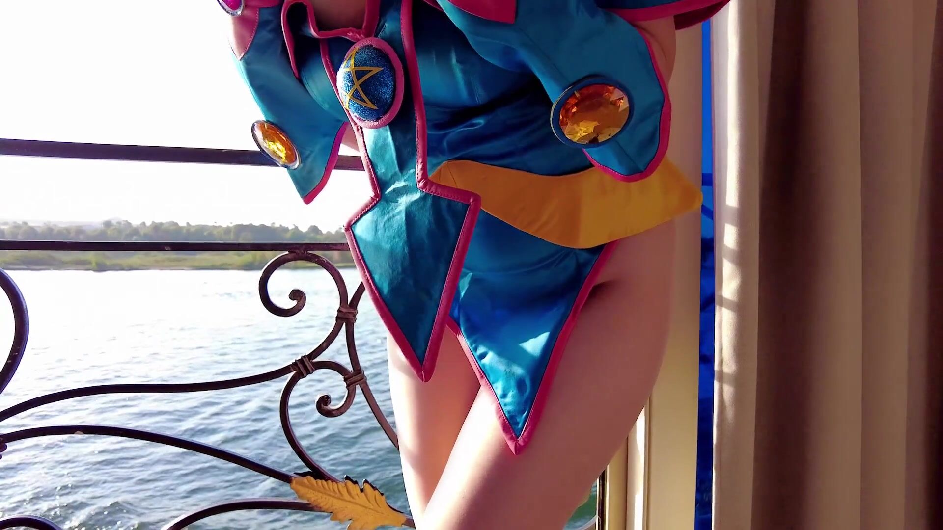 Pan Piano Yu-gi-oh Dark Magician Girl Nude Cleavage Flashed On Boat Leak Video