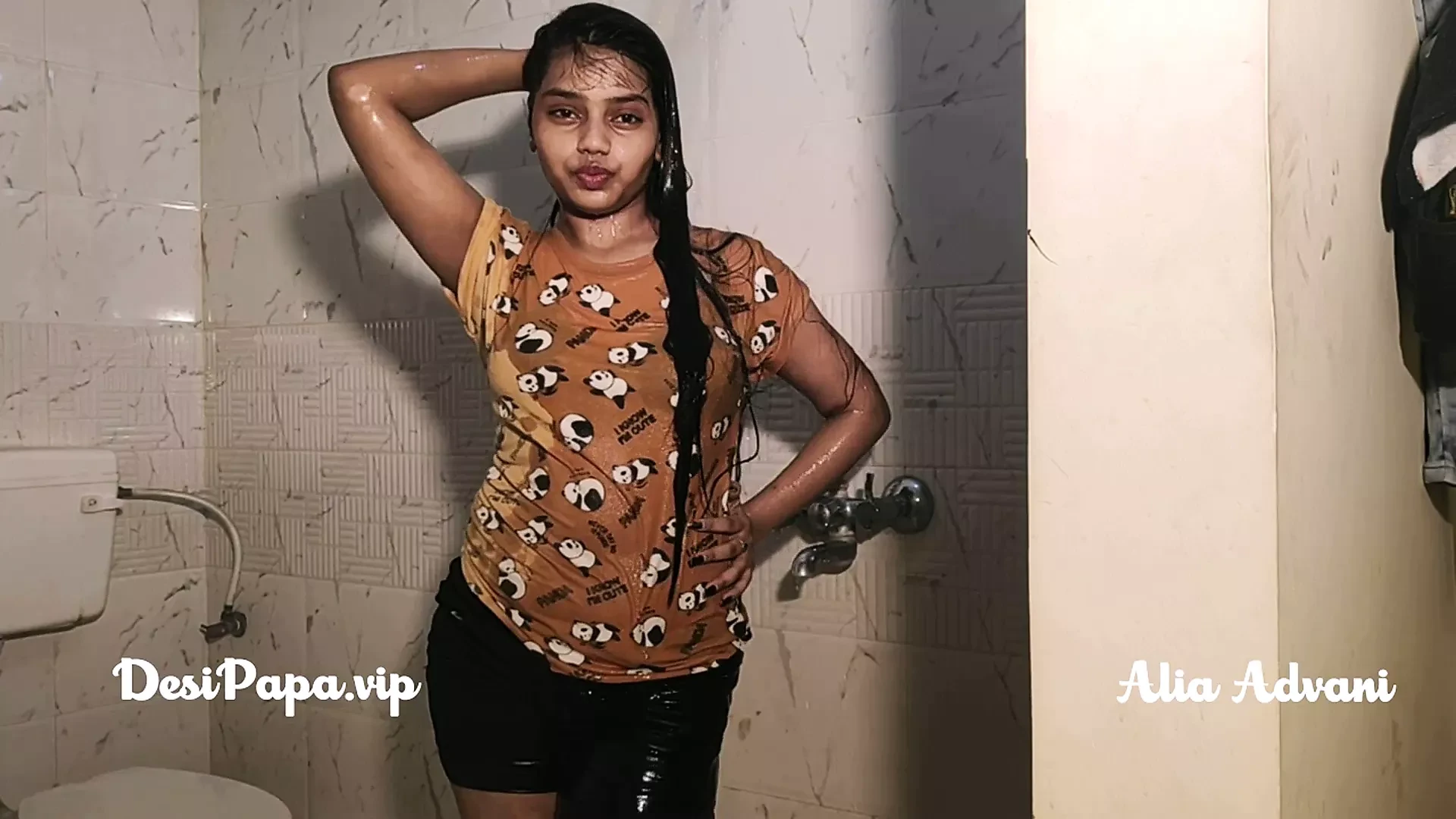 Tamil Girls Nude Bath Porn Videos