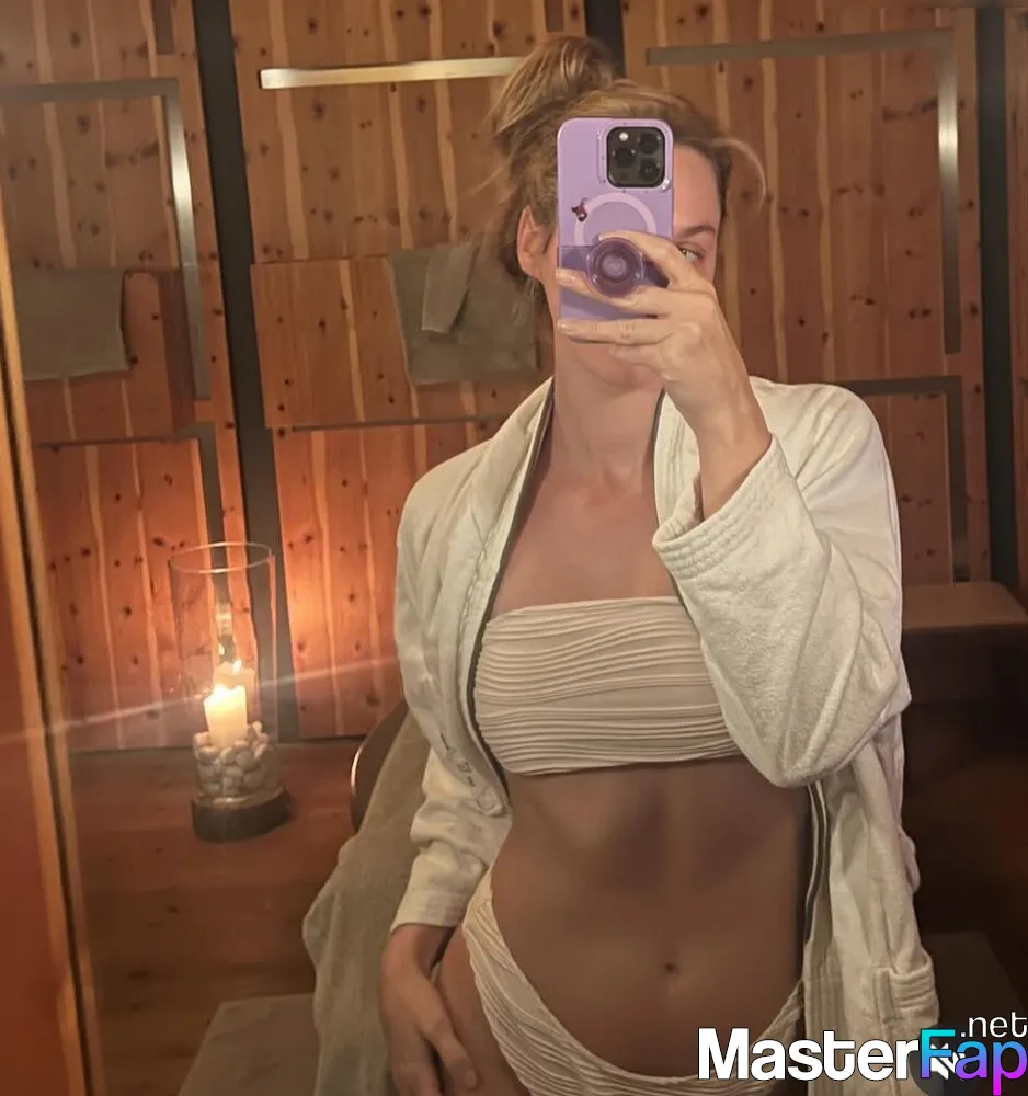 Eefje Depoortere Nude OnlyFans Leak Picture hXlFUd0SDQ