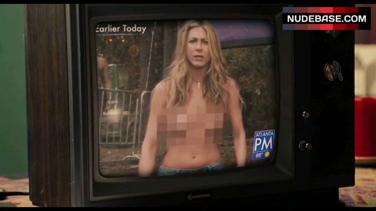 Jennifer Aniston Topless Scene