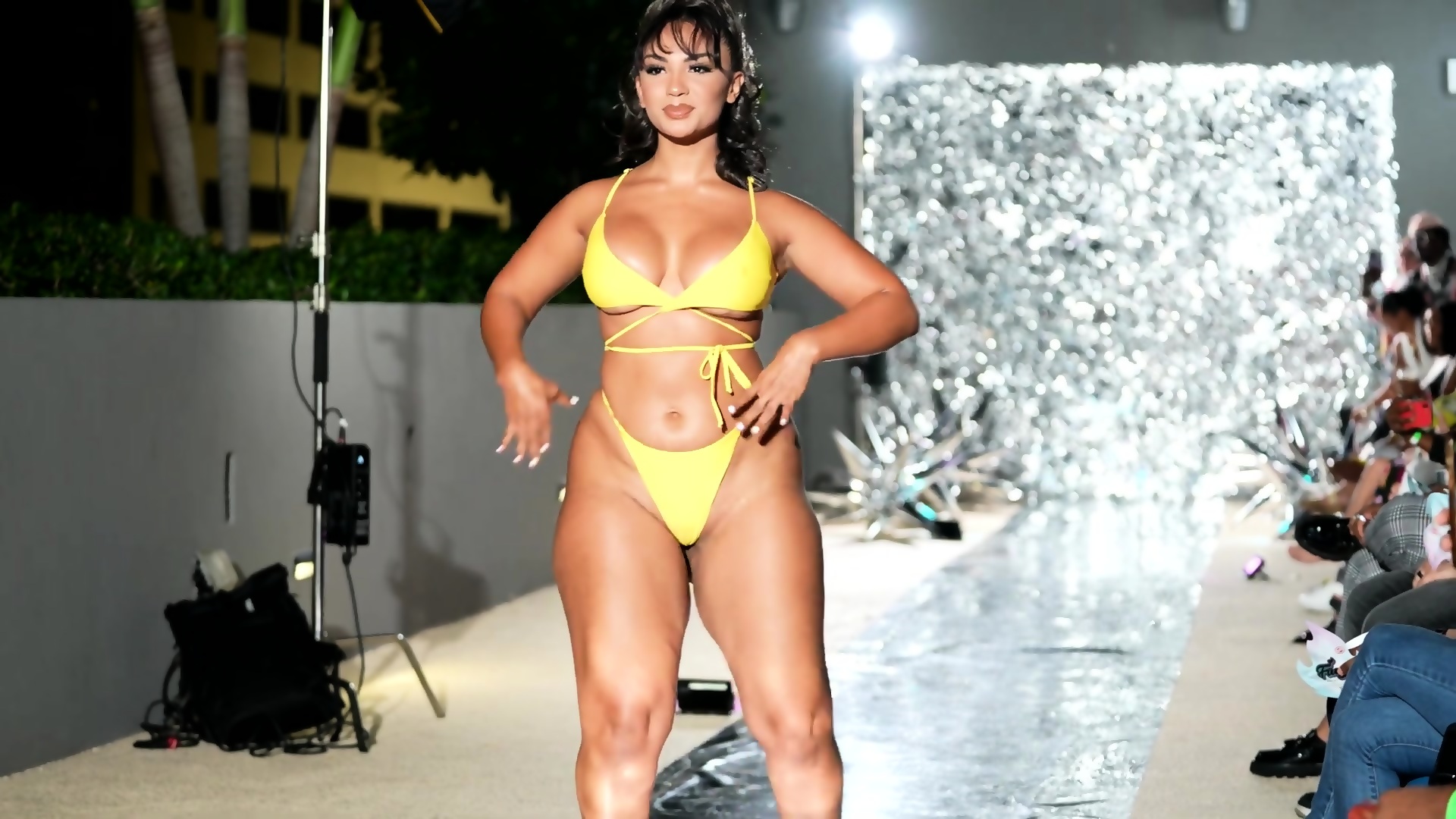 Camila Bernal V. Marissa Dubois