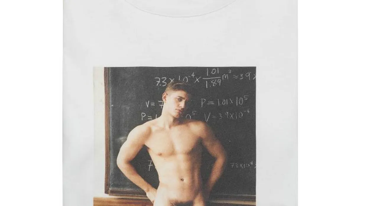 Daily Crush: J.W. Andersons Paolo T-Shirt by Alasdair McLellan