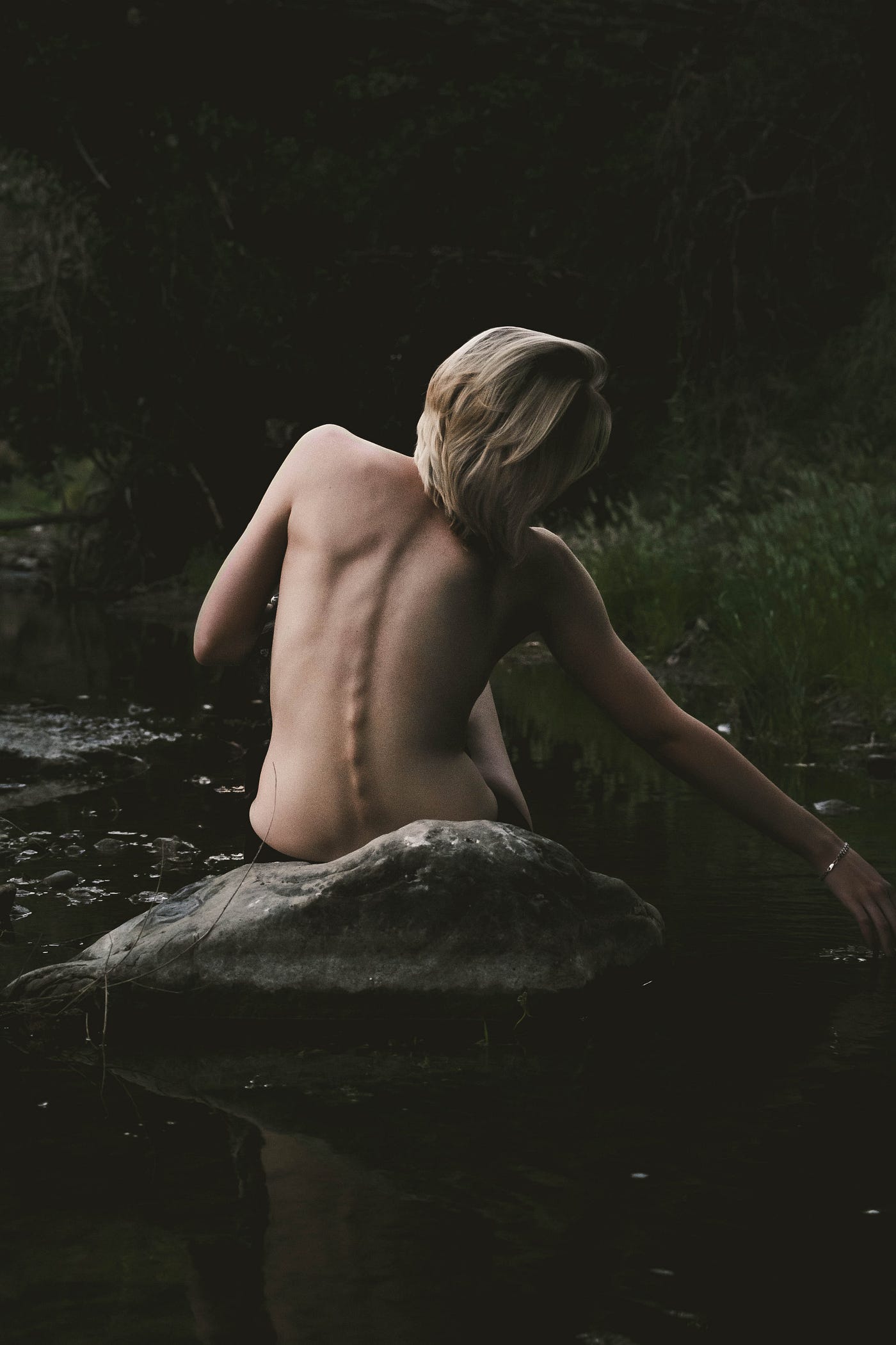 Becoming Naked. Trying the Nudist Lifestyle