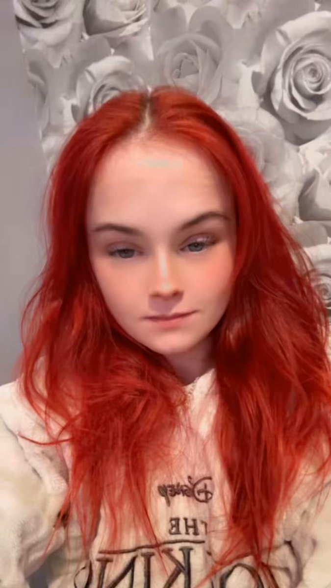 Sammie Willow sammiewilloww