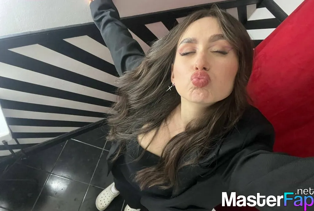Cinacramby Nude OnlyFans Leak Picture YtP1Echz1x