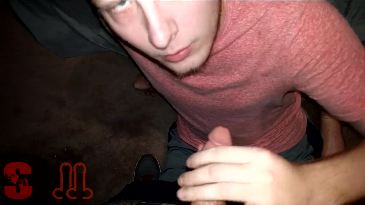 Straight 18 yo gets first blowjob from a guy