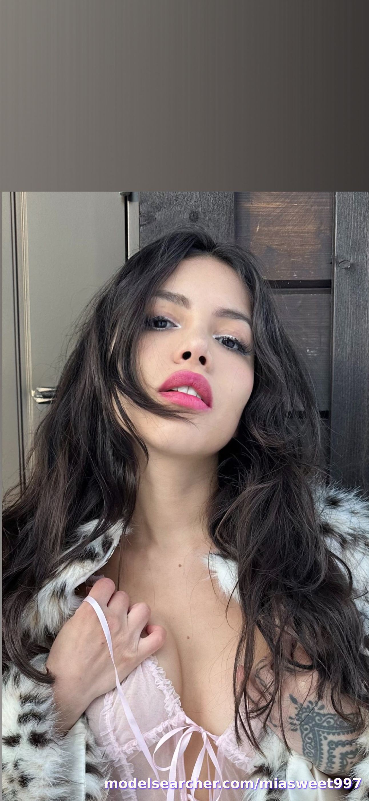 Mia Onlyfans Statistics updated September 2025 Posts Photos and Videos