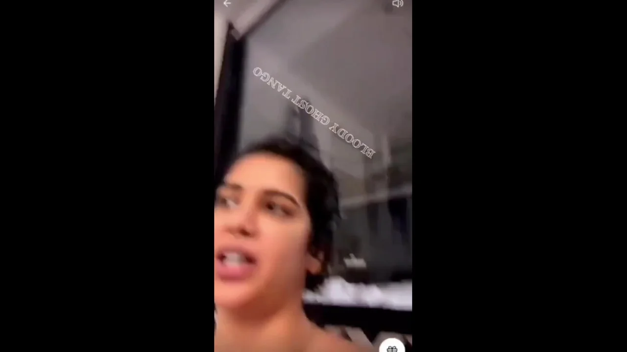kritika kapoor tango live
