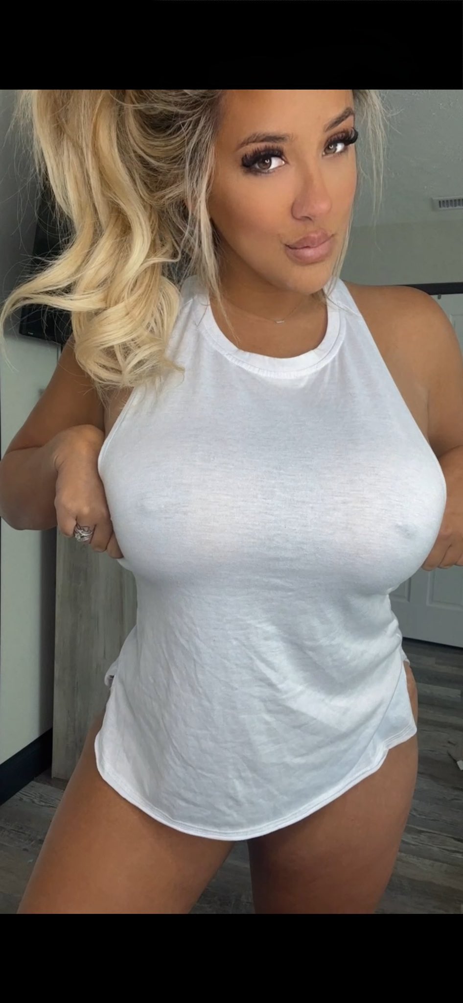 Sara Blake Cheek on X: All the links OnlyFans: