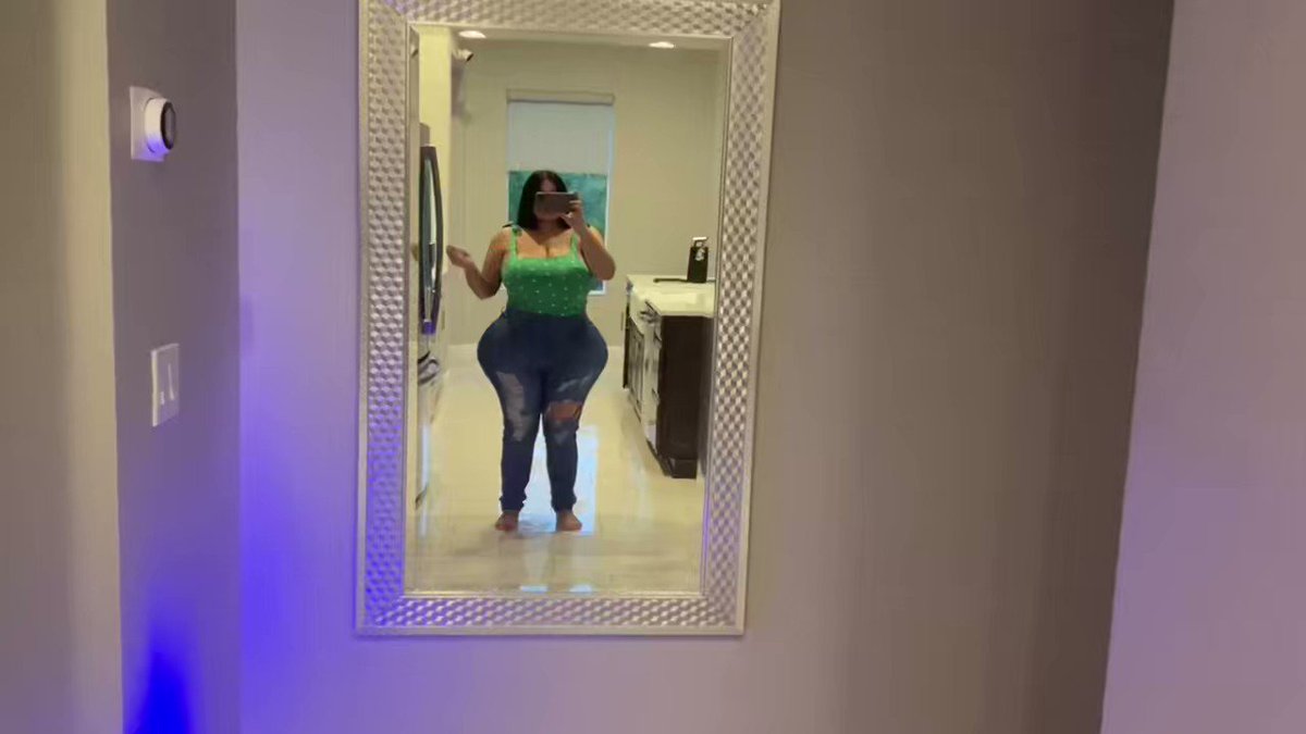 onlycrystallusts video Tweet