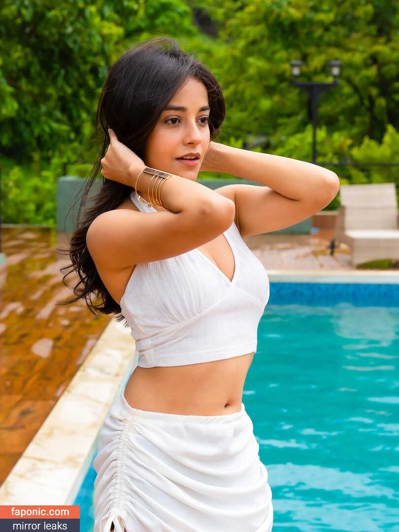Bachuuuu aka Riya Verma Nude Leaks