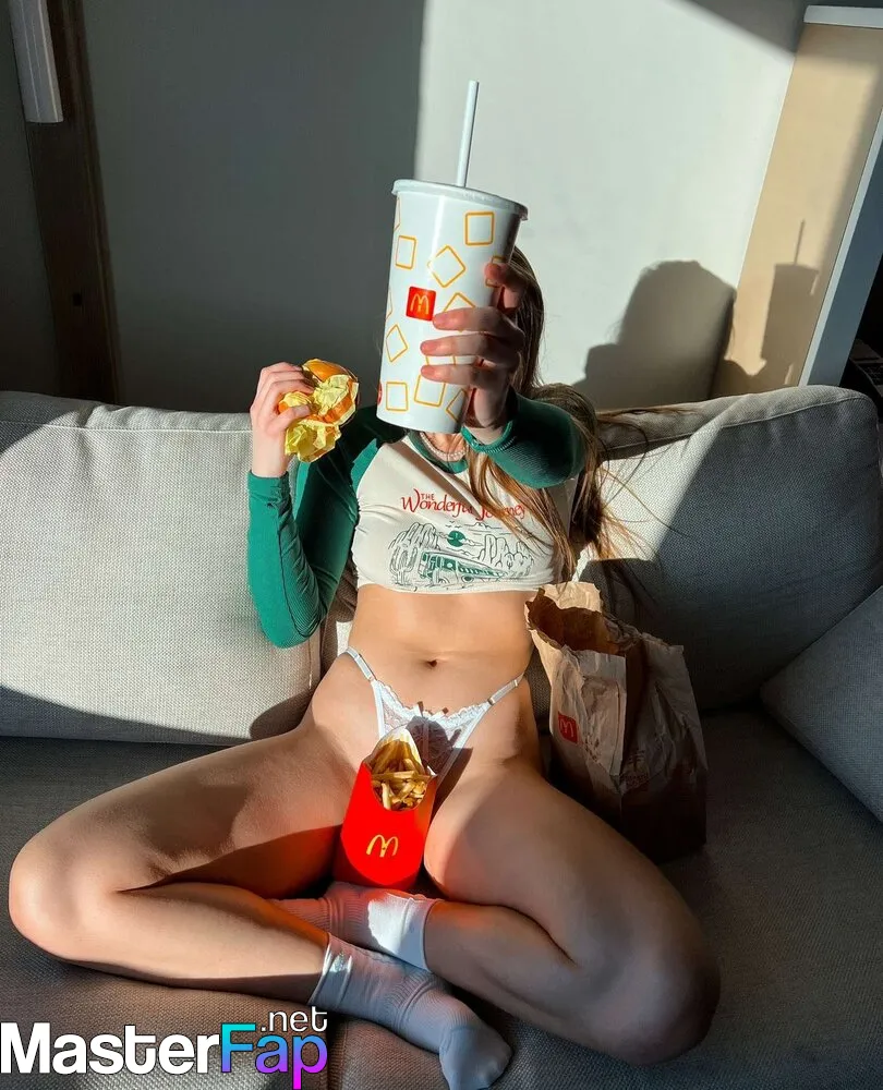 Duna Donuts Nude OnlyFans Leak Picture WOnI9YLggE