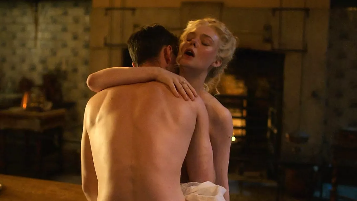 See Elle Fanning Nude