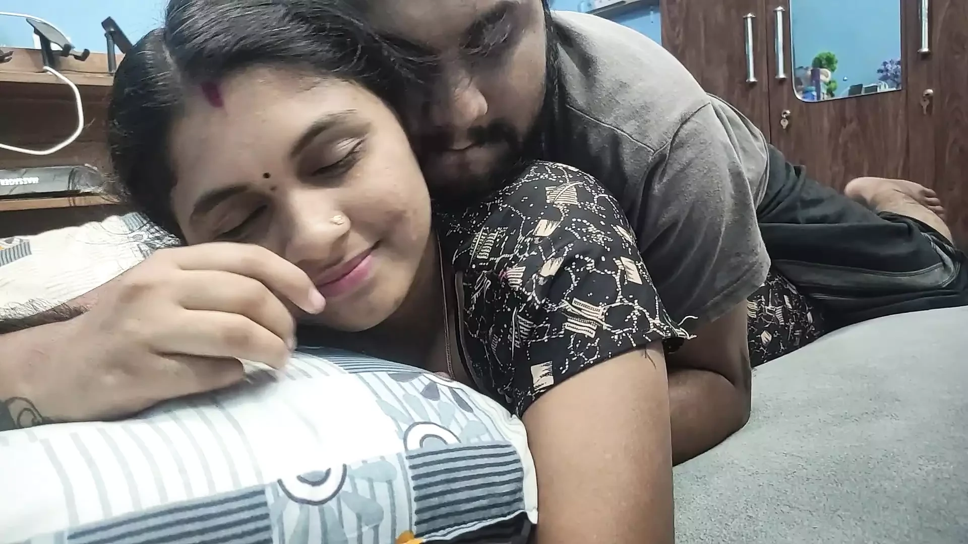 Mom Seduces Step Son And Lets Husband Watch Porn Videos