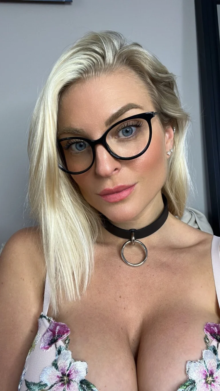 margotdulac OnlyFans