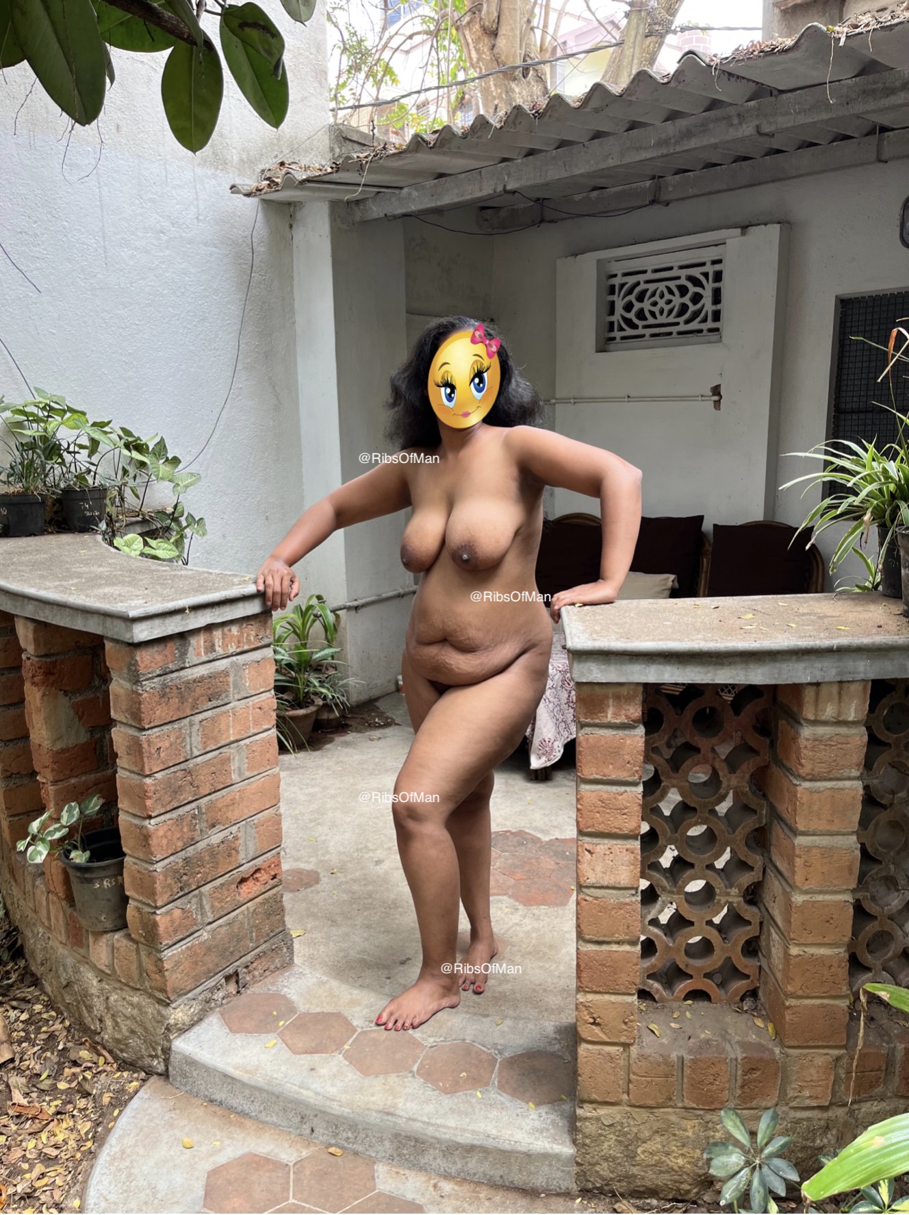 Posts with replies by aranjanam aranjanamNudist X