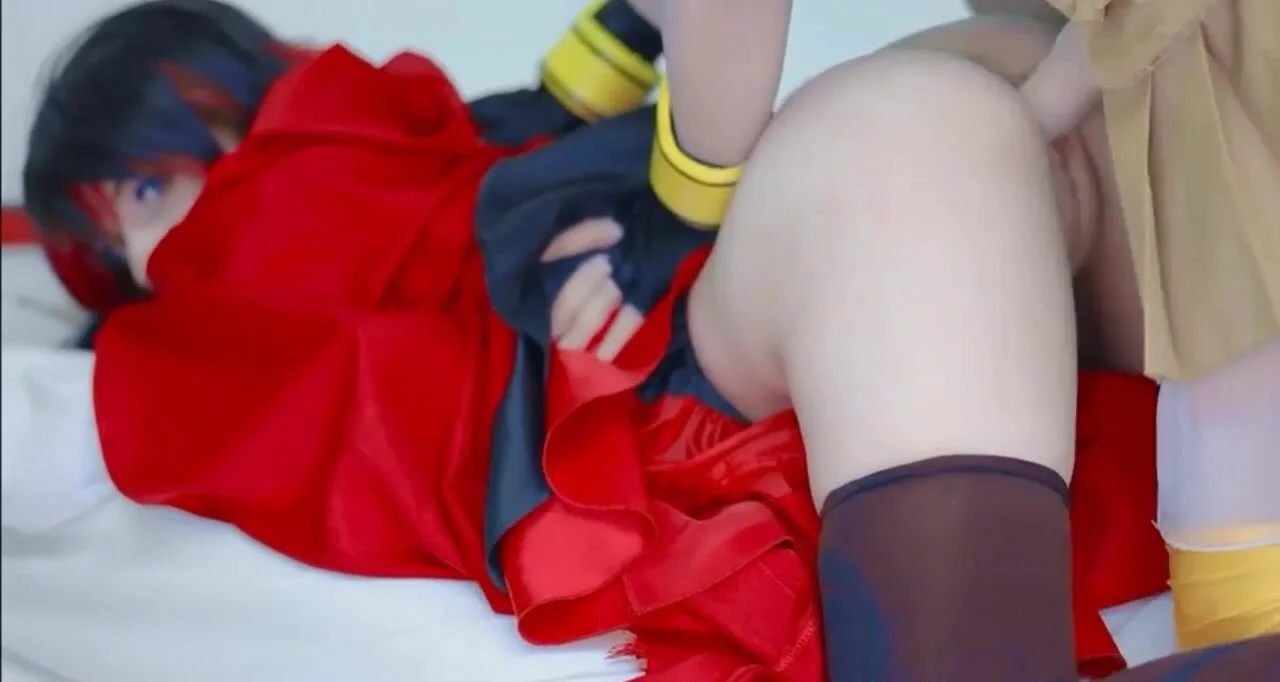 Lesbian Cosplay Strap on Fuck