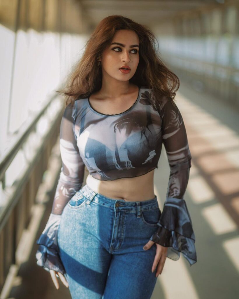 Ayesha Khan Nude With Big Boobs 69