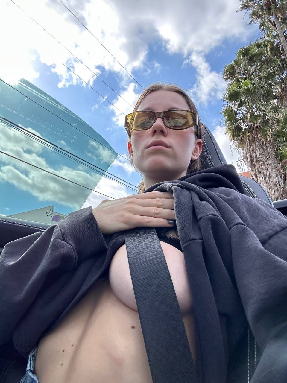 Anna Malygon on X: aishahsofey Cant believe they leaked me