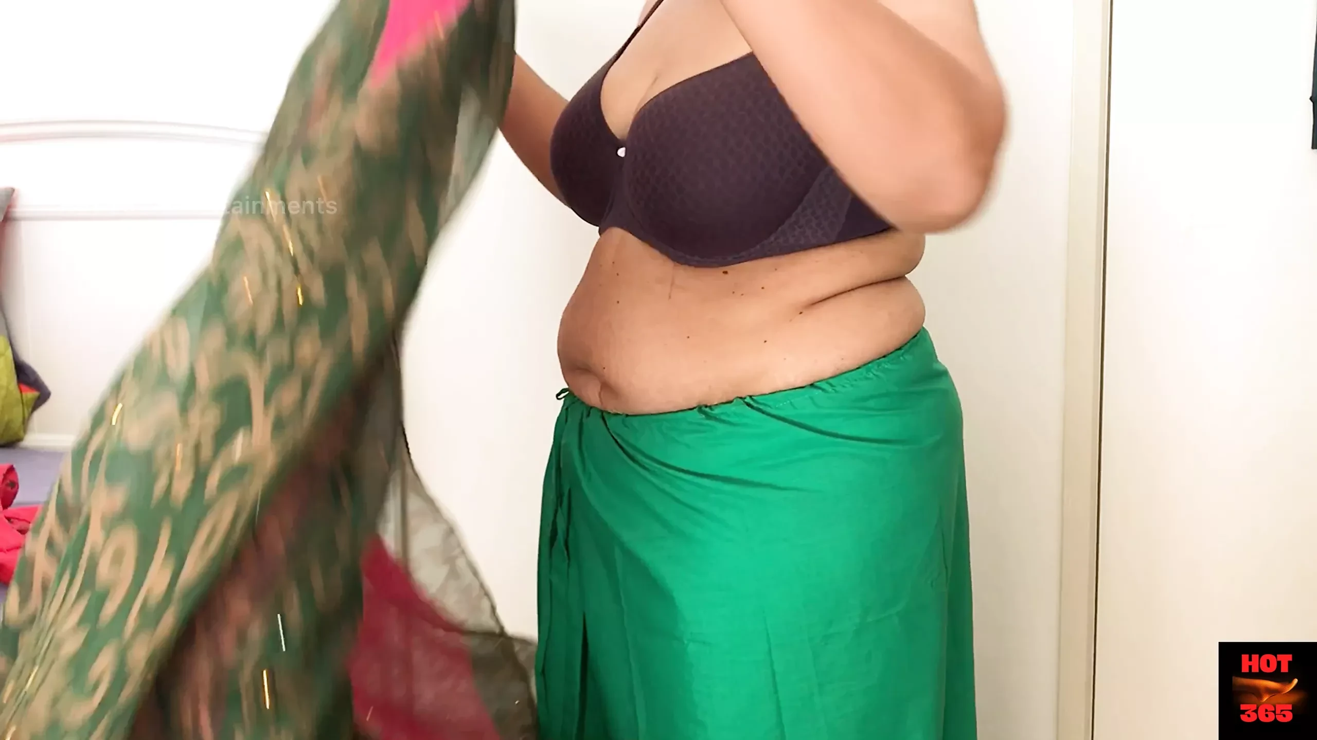 South Indian Aunty Saree Strip Nude Big Body Porn Videos: UHD 4K 2160p XXX 2025