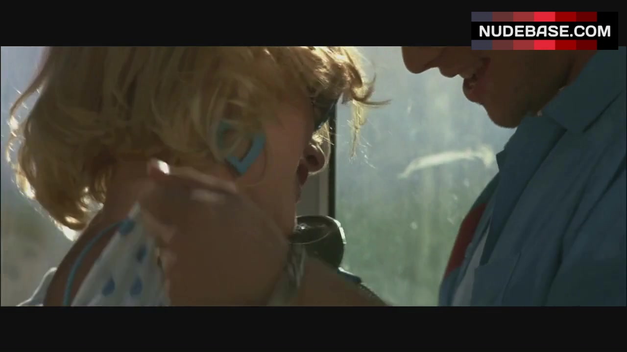 Patricia Arquette Sex in Phone Booth