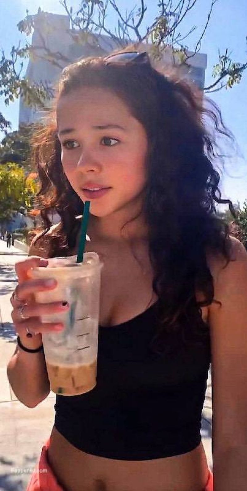 Breanna Yde Sexy Tits and Ass Photo Collection