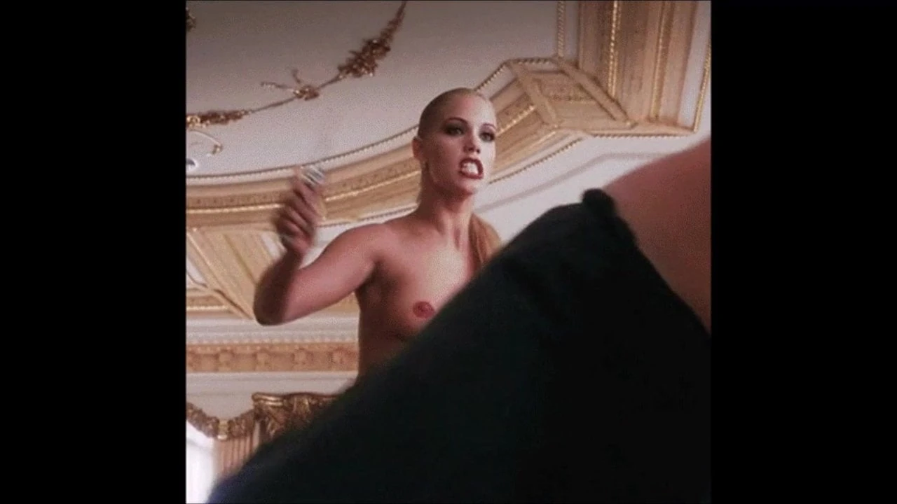 Elizabeth Berkley: Blonde Blonde Porn