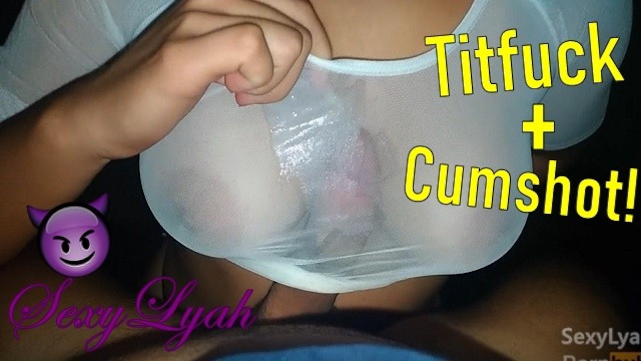 Amateur titfuck in nat shirt tot cumshot in grote tieten