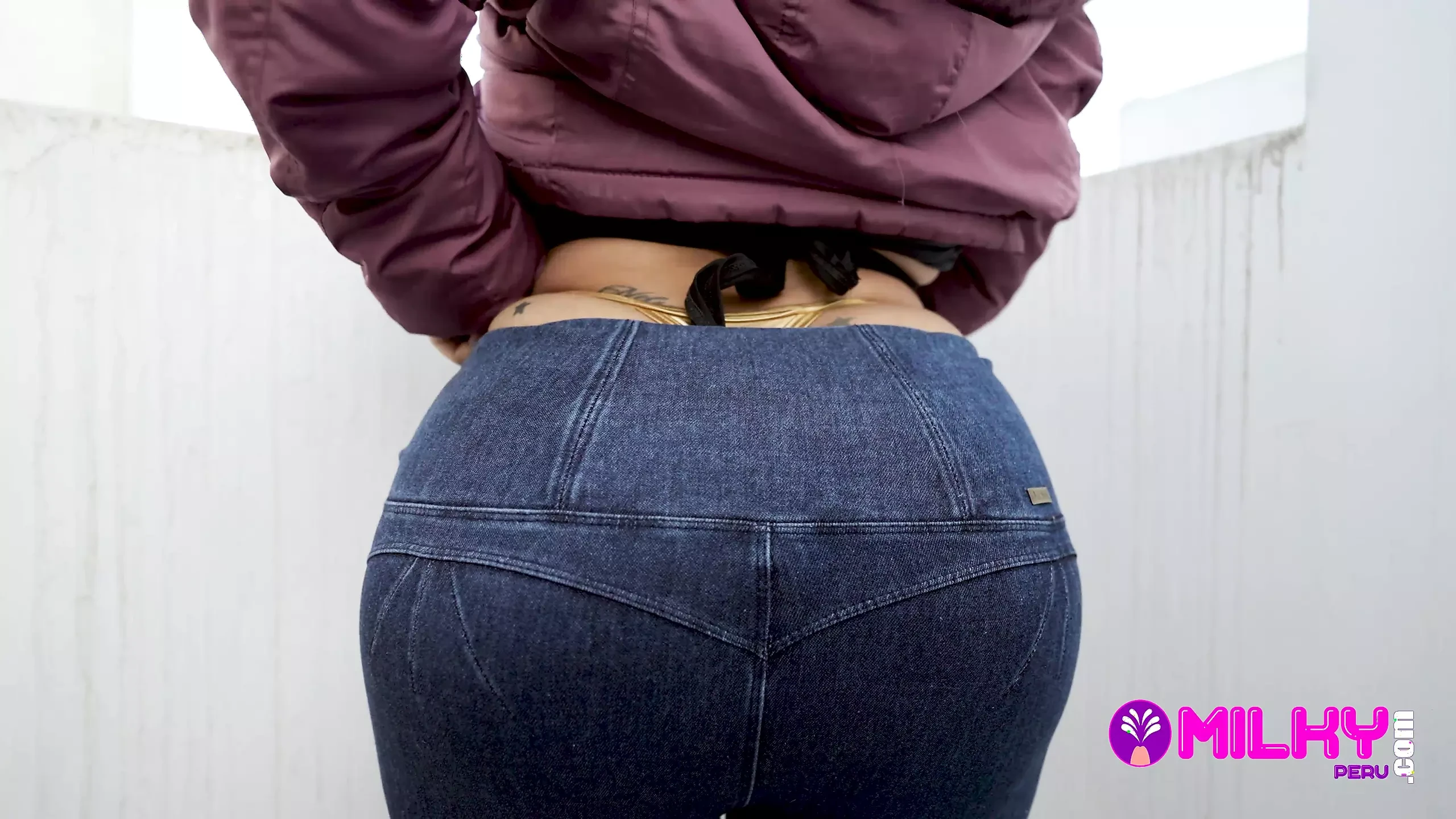 Big Ass and Tits Caught