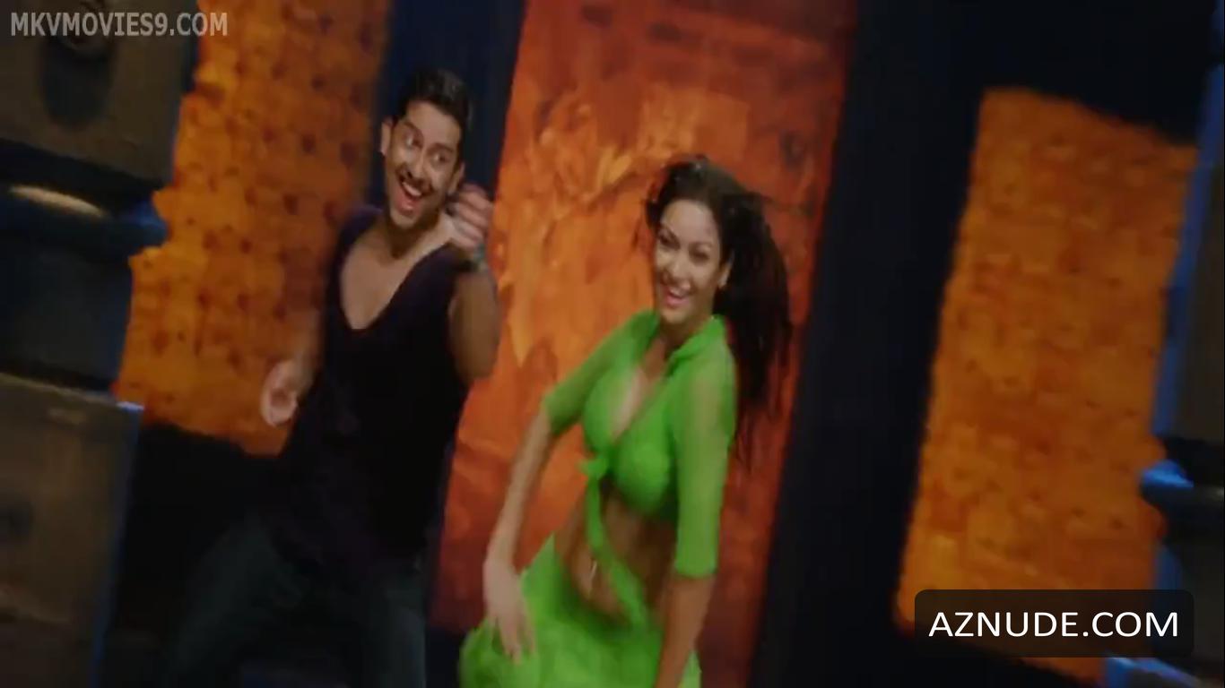 MARYAM ZAKARIA Nude