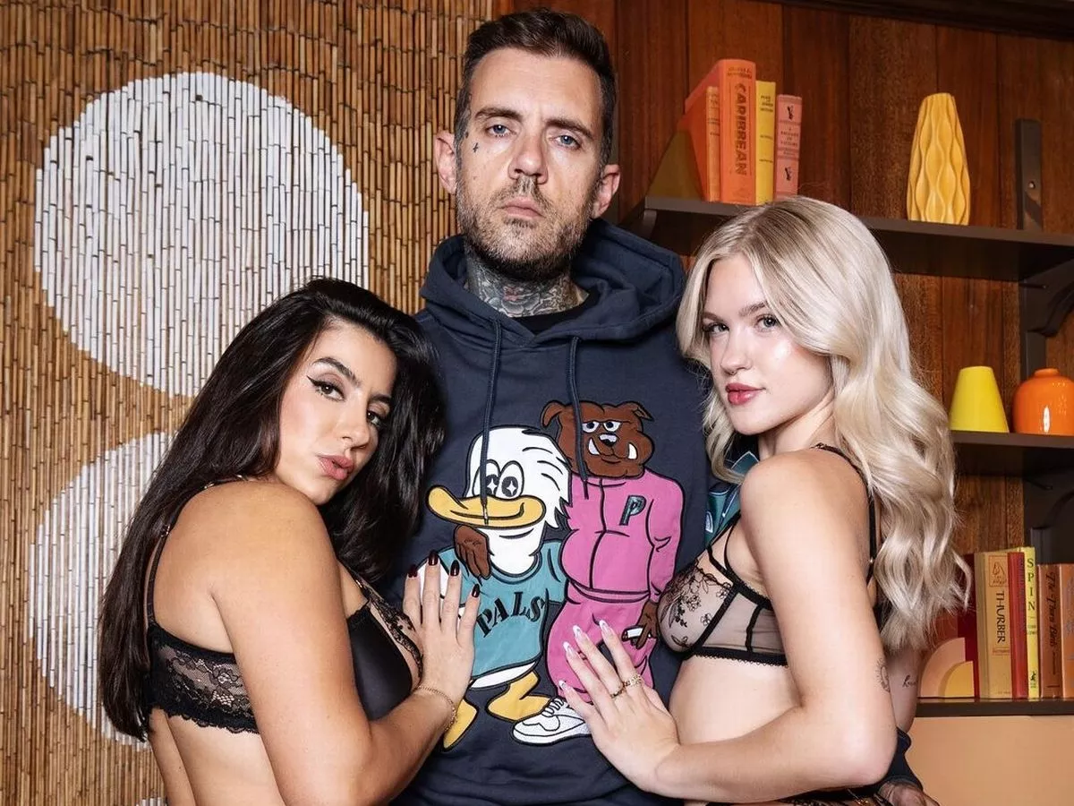 Couple make fortune from kinky podcast and end episodes by banging guests