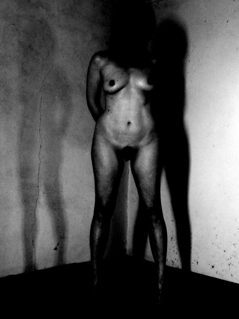 nude study: x ray Photography by Angelo Dorigo