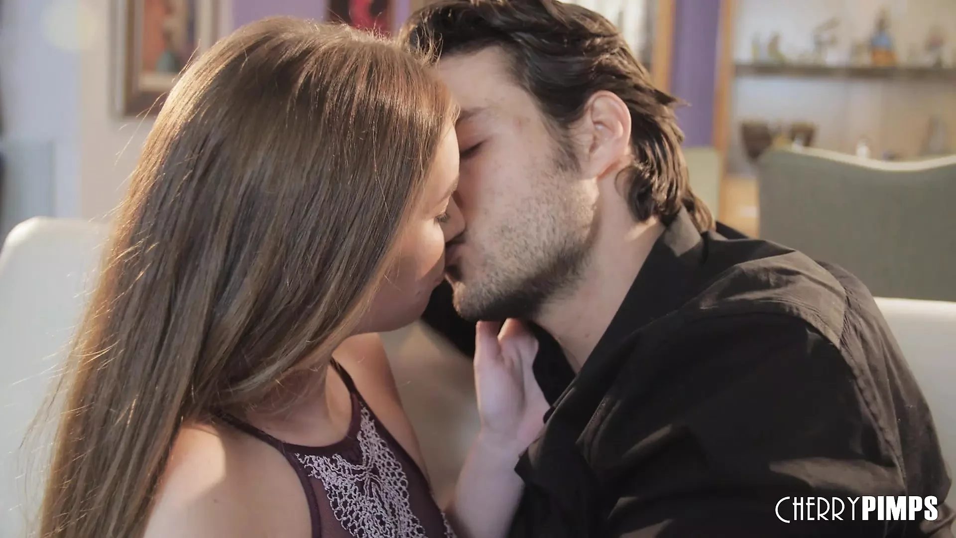 Hottie Summer Brooks Romantic Evening Turns into Hardcore with a Facial
