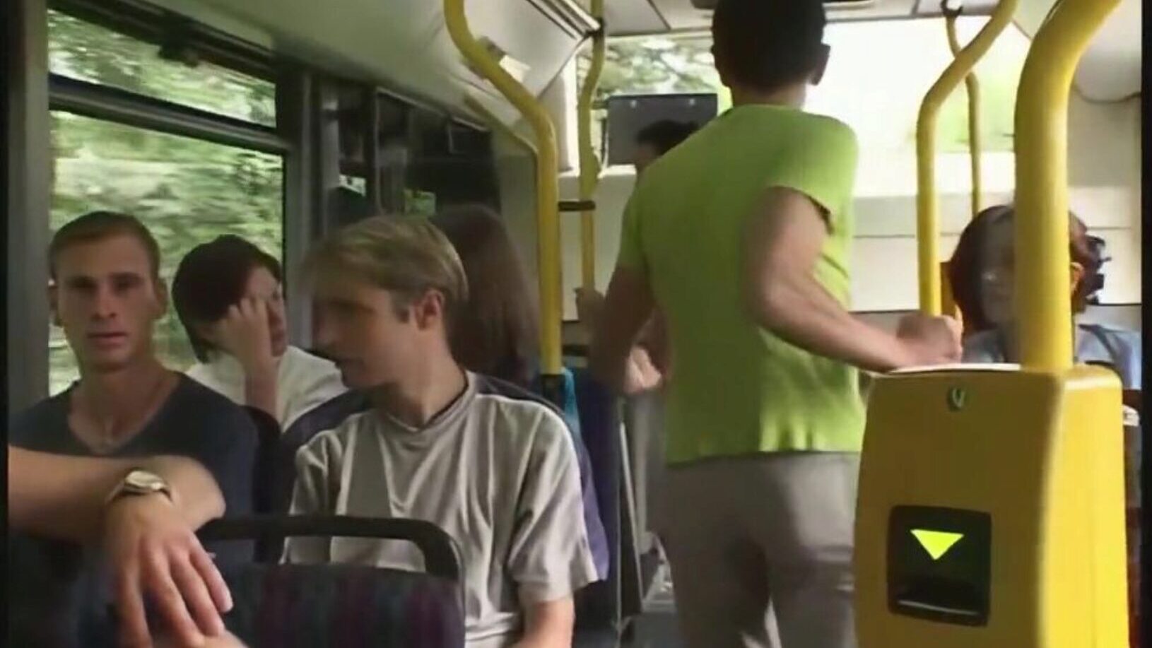 Sex In Public Bus Popular:Page 1