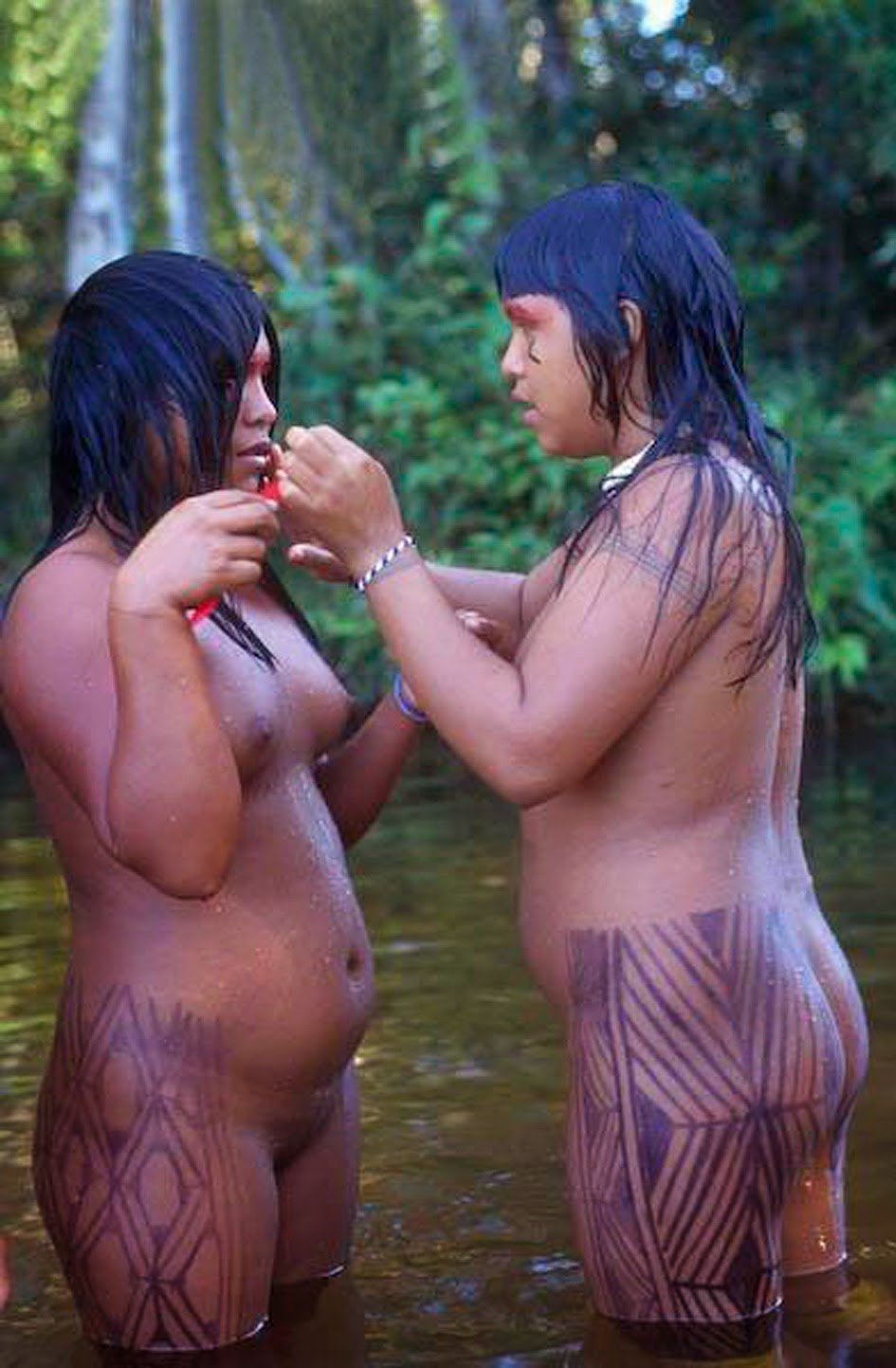 tribo xingu nude photos