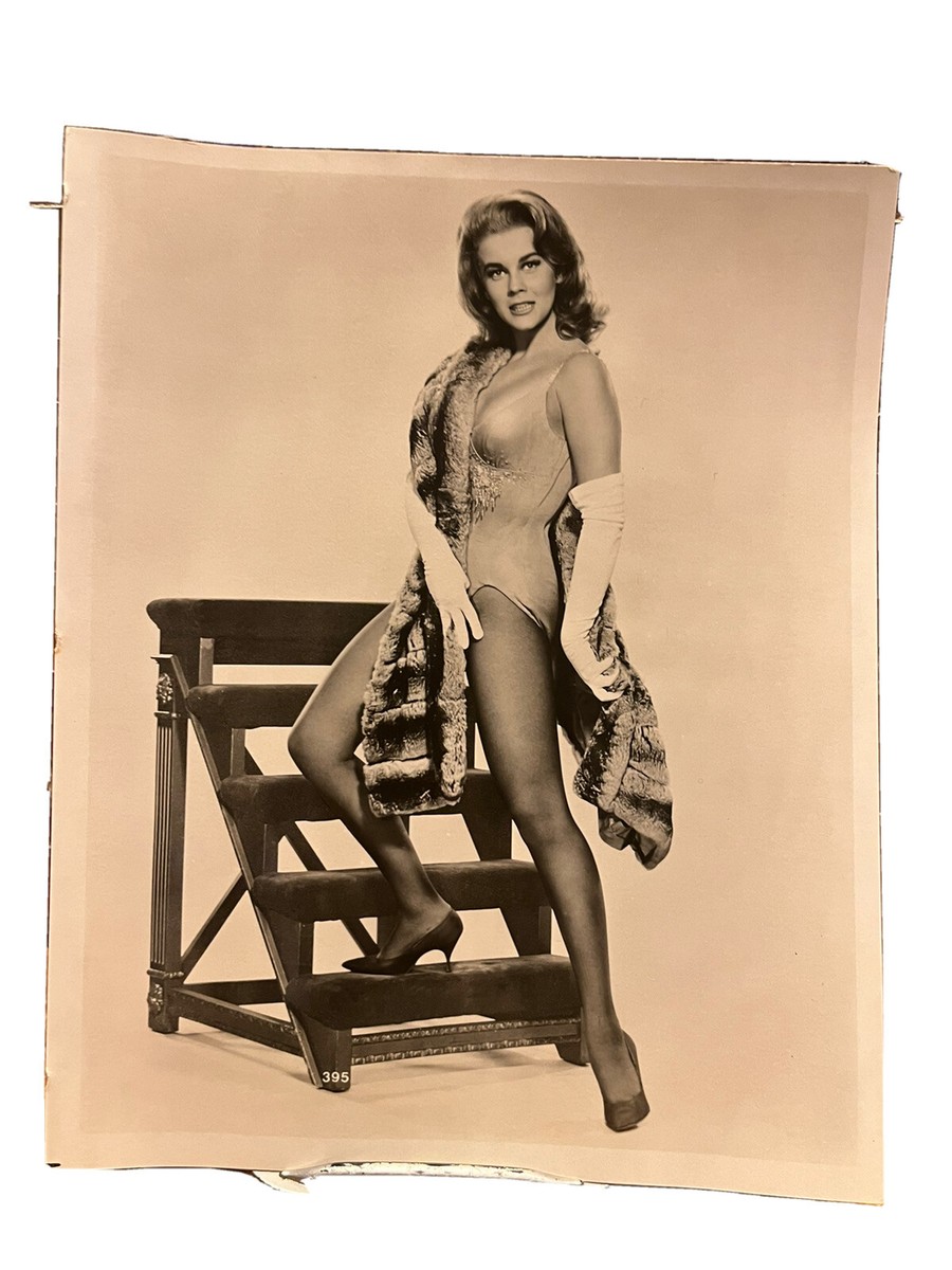 vintage photographs Of Ann-Margret Nudes