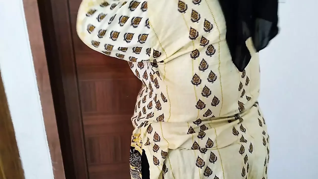 Gujrati Hot Aunty Ko Jabardast Coda Desi Sexy Depali Aunty Fucked By Neighbor While Cleaning House Cum Inside Pussy Porn Videos: Free 720p HD XXX-rated Sex Videos 2025