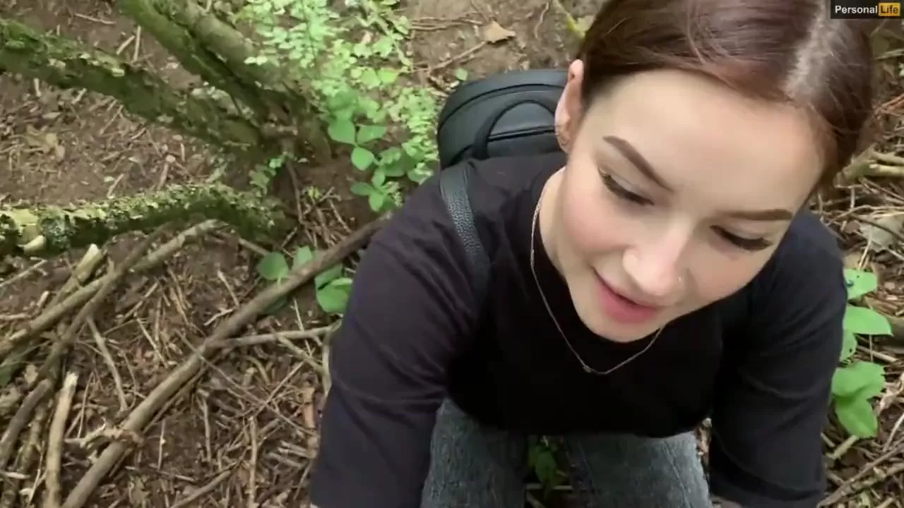 German teen gives risky bj in the woods