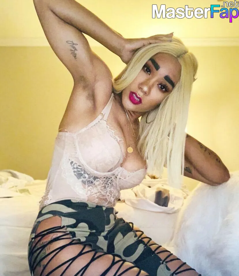 Geeksandgrubs Coffee Andconcealer Lou Beezy Proud Mary Chef Mary Lou Nude OnlyFans Leak Picture duL7fwM8Bn